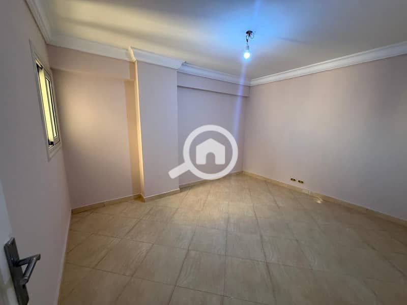 Apartment for sale in Kafr Abdo - Görünüm 3