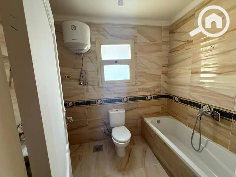Apartment for sale in Kafr Abdo - Görünüm 4