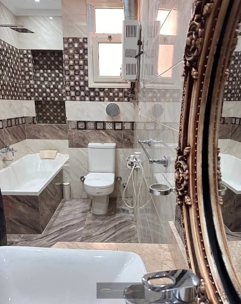 Fully Furnished Ultra Super Lux Apartment for Sale in District 9, Sheikh Zayed | 215 sqm - Więcej