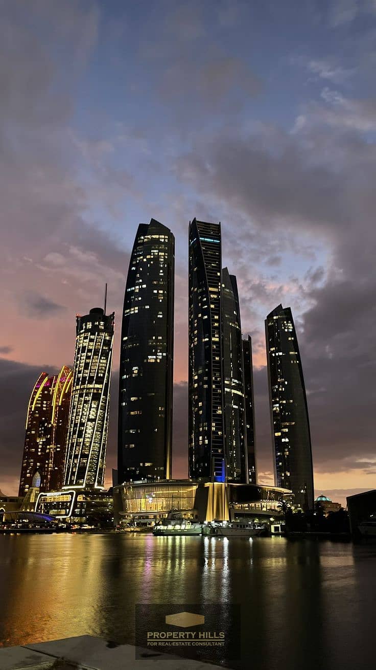 A glimpse inside 205 Sheikh Zayed | 3-bedroom hotel apartment with international management and an exceptional location within the largest mixed-use p – pohled 2