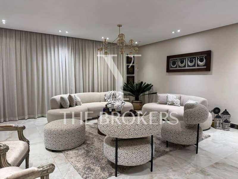 Fully Finished Apartment For sale In West Golf extension New Cairo offering the perfect blend of comfort and luxury - Widok 3