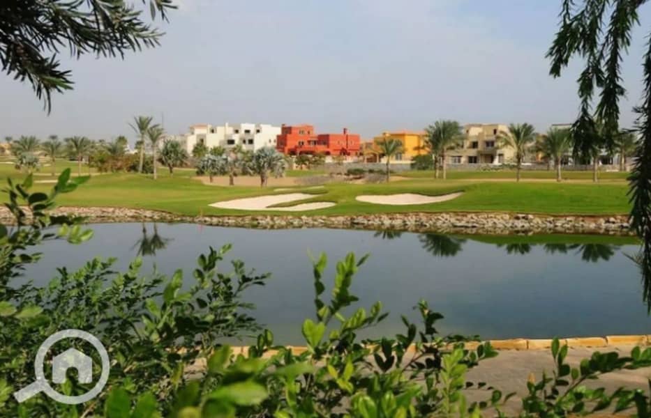 Ready to move twin house on the golf in palm hills El Sheikh Zayed - Więcej