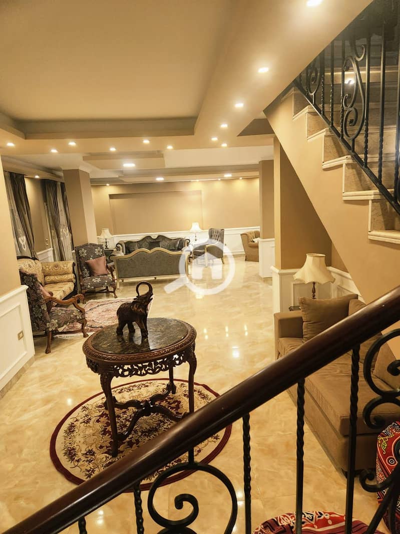 *Duplex 410m Shorouk 9th District behind Green Hills, private entrance + 110m garden, 3 master bedrooms, super lux finishing. Prime investment & luxur - Ansicht 2