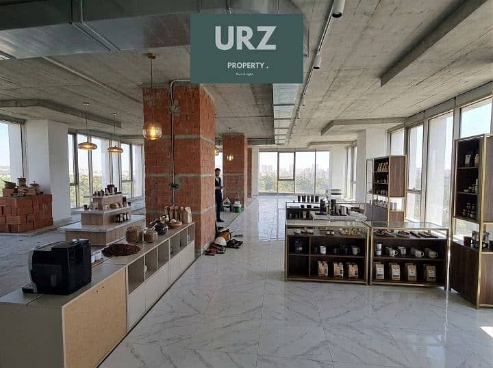 Investment Opportunity! Commercial shop for sale in Taj Tower New Capital with installments up to 15 years Prime view of the Iconic Tower and Green - Ansicht 6