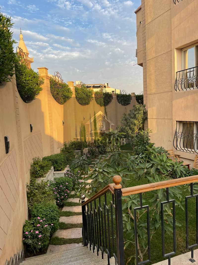 Luxury twin house Villa Sale District 9 Zayed 550M Land & 350M Built Area 6 Bed Ultra Lux Finish Prime Location Near Dahshour WASLET - Ansicht 2