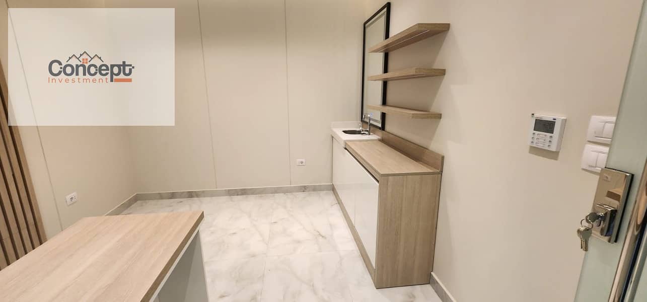 Luxury Medical Clinic for Rent in Eterna Healthcare City Mivida | Fully Equipped | Prime Ground Floor - Ansicht 5