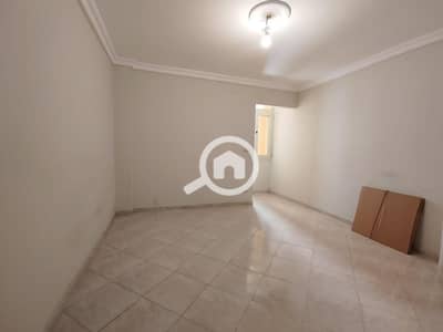 3 Bedroom Flat for Rent in Moharam Bik, Alexandria - 137022. jpg