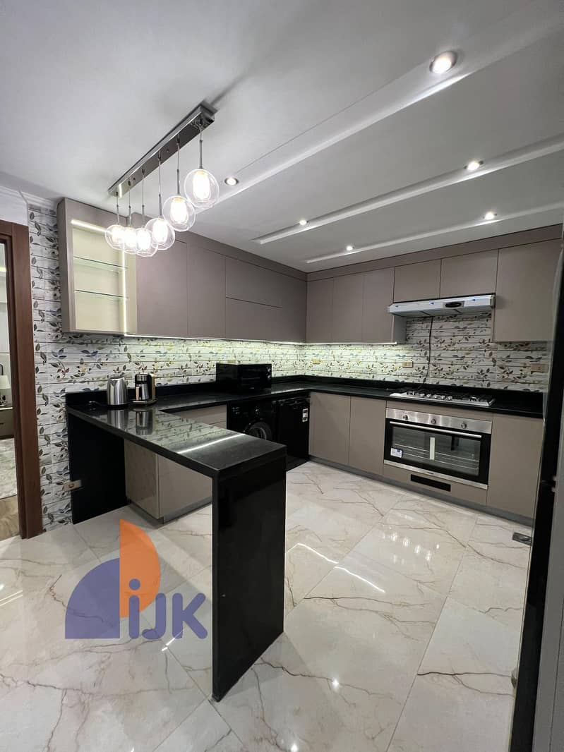 A distinguished apartment for sale, ready for immediate occupancy, fully finished with furniture, appliances, and air conditioning, in the prestigious – pohled 3