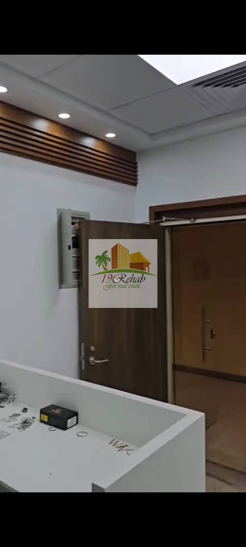 4 1000649399. jpg