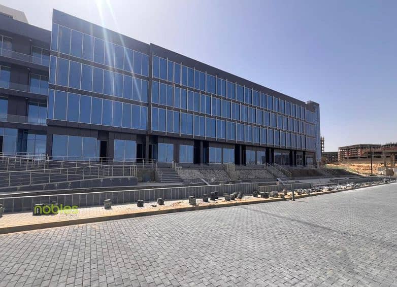 Clinic ,Delivery 1 Year ,fully Finished with AC’s in a prime location 38 minutes away from New Cairo City in Dejoya 3 Strip Mall - Widok 4