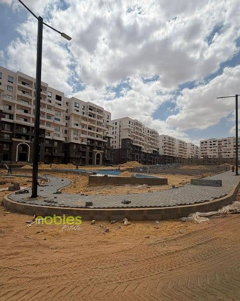 Clinic ,Delivery 1 Year ,fully Finished with AC’s in a prime location 38 minutes away from New Cairo City in Dejoya 3 Strip Mall - Widok 6