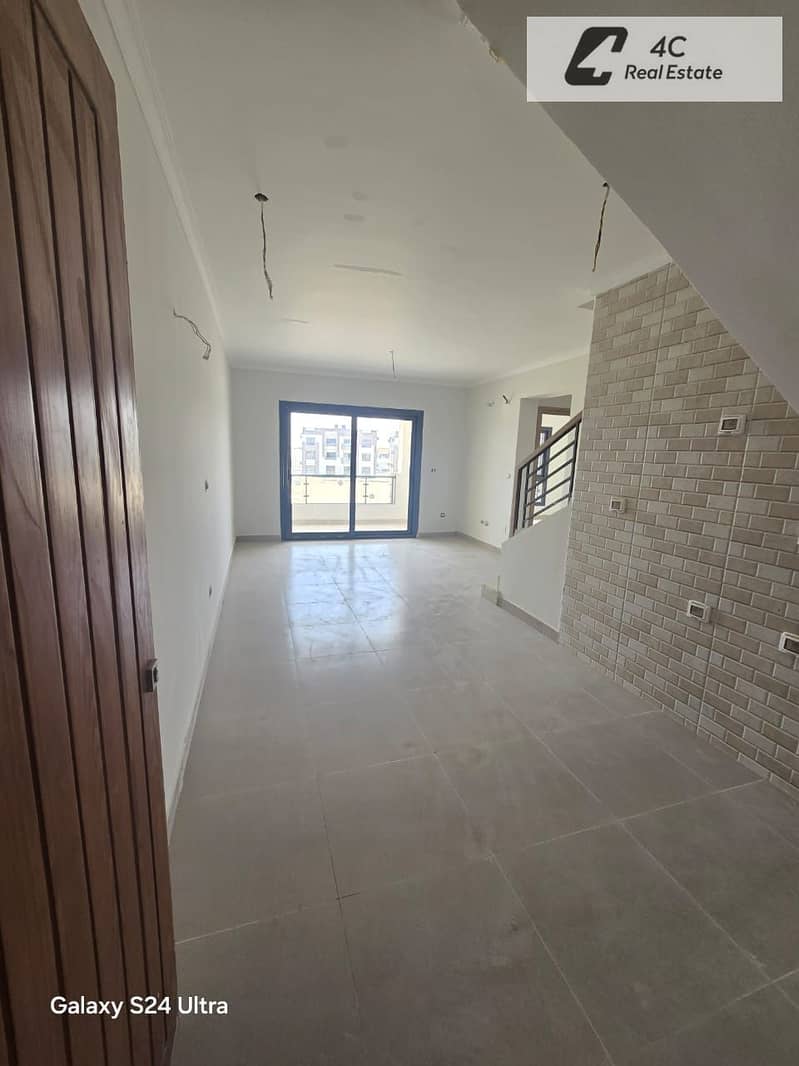 Penthouse Chalet for sale at the lowest price ready to move very prime location sea view in Gaia North Coast - Ansicht 5