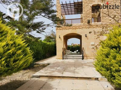 4 Bedroom Chalet for Rent in North Coast, Matruh - Chalet for rent in Marina 4, fully air-conditioned