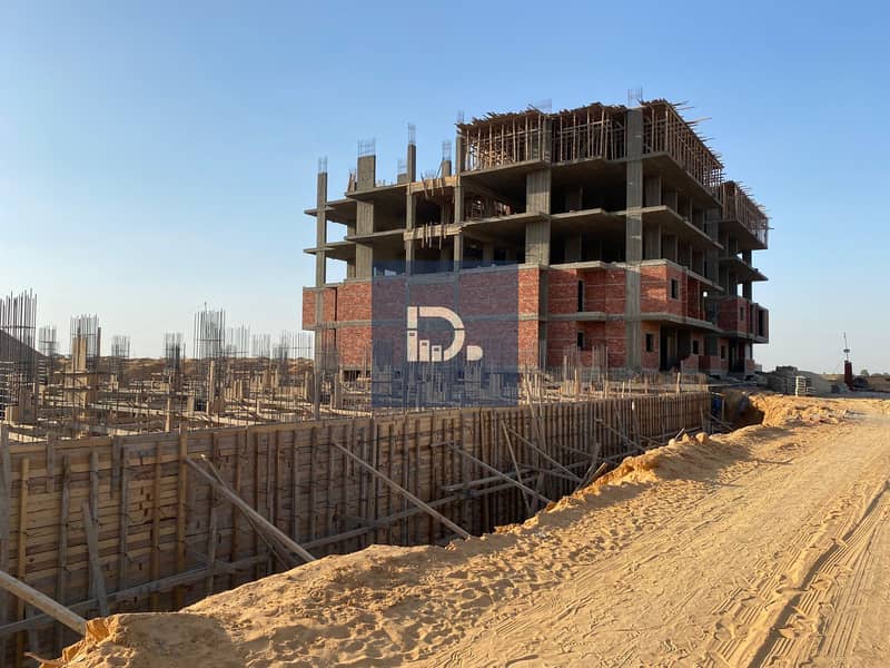 Apartment 145m in New Garden City Sheikh Zayed | Cash for 3,804,000 EGP or installments over 8 years | Delivery in two years and constructions on the ground are real – pohled 3