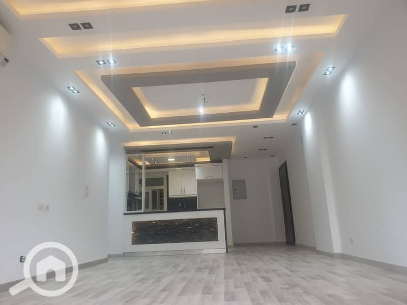 Ground floor apartment with a wide garden view for sale in B10, featuring super luxurious finishes. – pohled 2