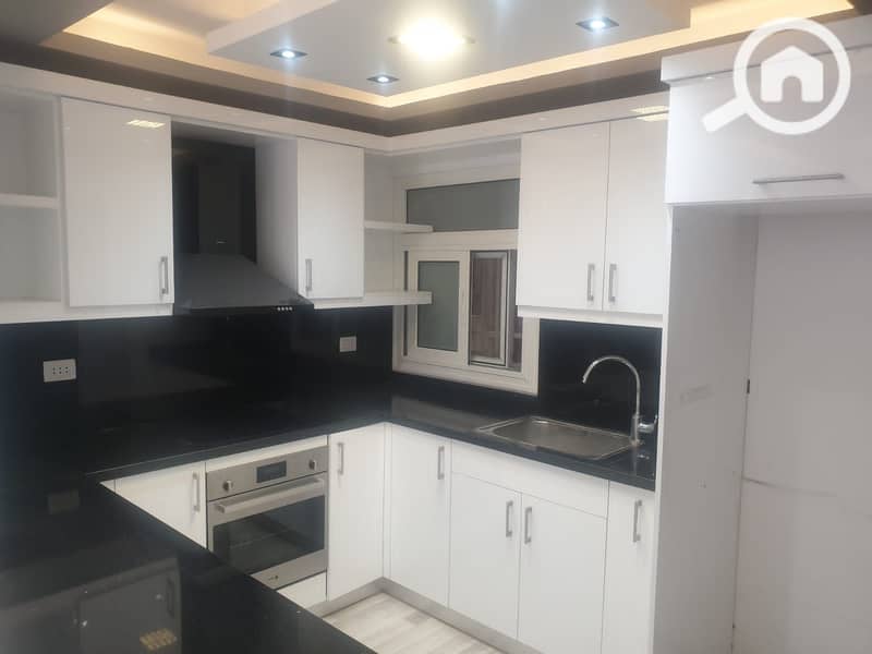 Ground floor apartment with a wide garden view for sale in B10, featuring super luxurious finishes. – pohled 3