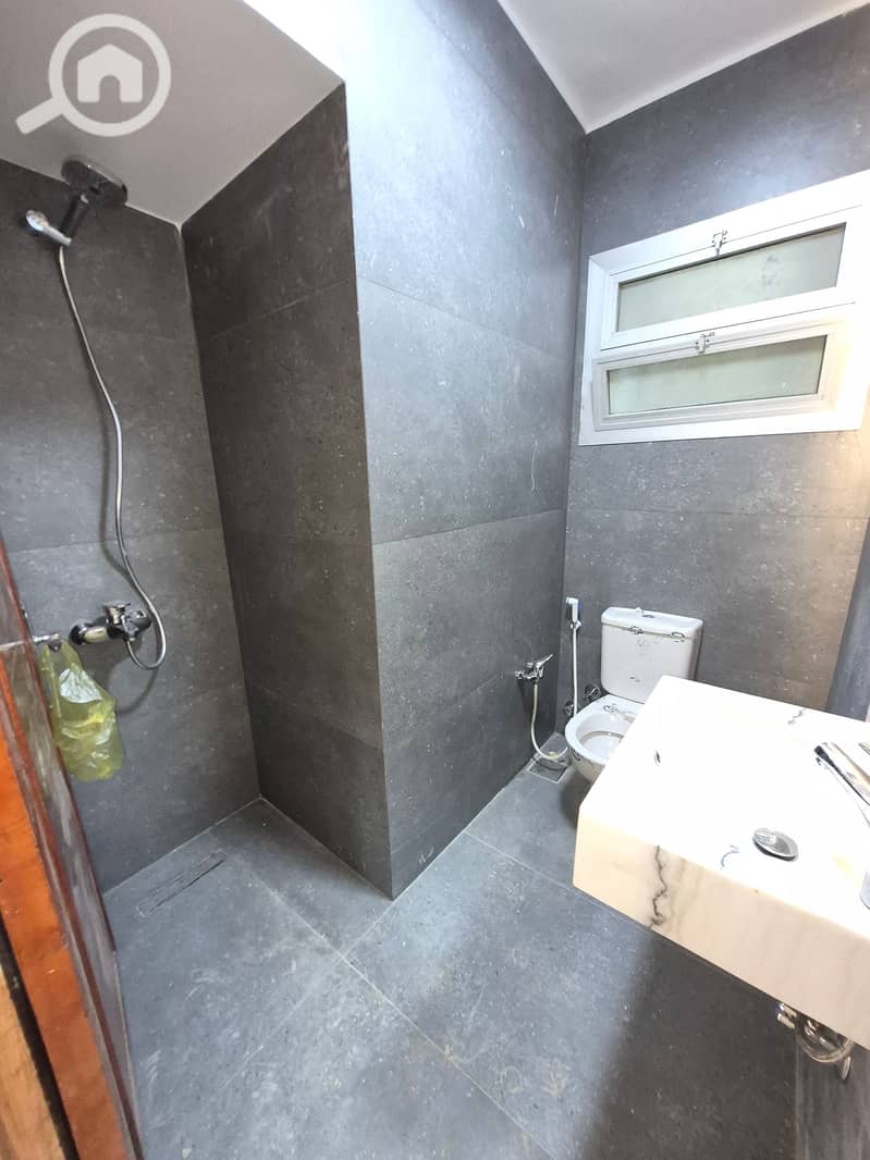 Apartment for sale 70m in the Third Settlement, super lux finishing, first occupancy with kitchen, in front of the German University and the Heights Club. - Widok 3