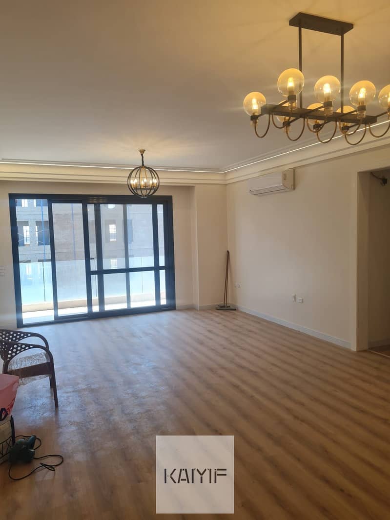 Apartment for Sale in El Patio Oro Modern Layout with Premium HDF Flooring in a Prime Location in One of New Cairo’s Finest Communities - Ansicht 2