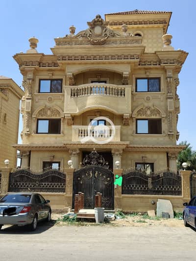 فیلا 9 غرف نوم للبيع في 6 اكتوبر، الجيزة - 272. jpg فیلا 9 غرف نوم للبيع في 6 اكتوبر، الجيزة - 272. jpg