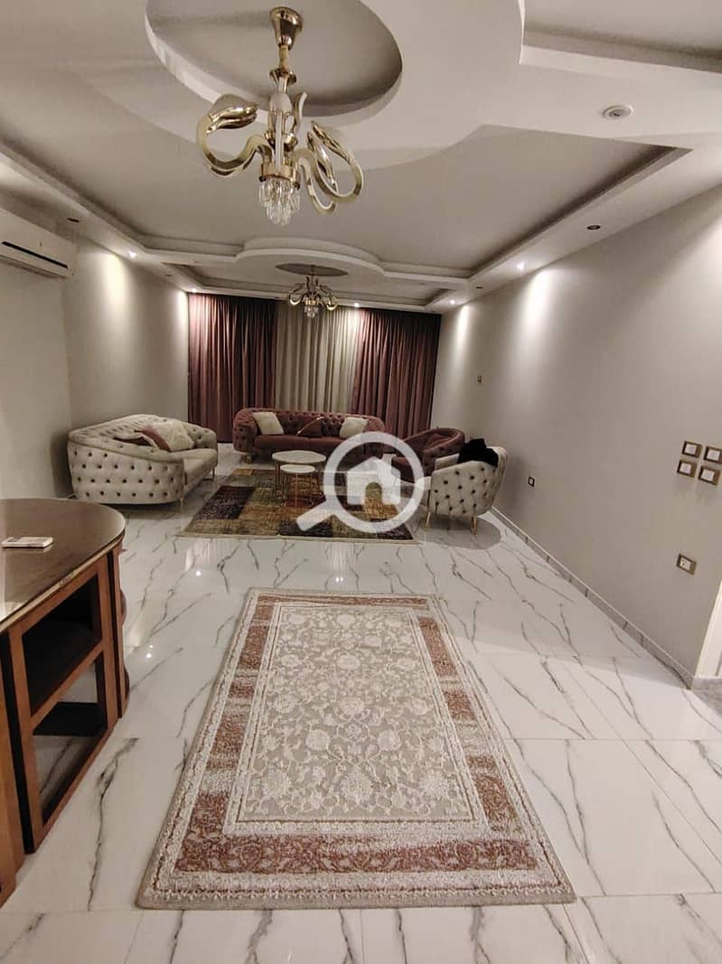 Furnished apartment for rent in One Katameya Compound, hotel-style furnishings, open view - Widok 4