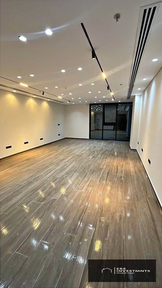 Lowest price office space for rent, ready to operate immediately, in Hyde Park, New Cairo - in the administrative business district – pohled 6