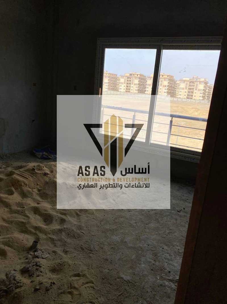 Apartment for sale in the Taiba Rose Compound in the Fifth Settlement, next to Janna, Dar Misr Al-Andalus, Mivida, Hyde Park, the American University, and South Teseen. - Ansicht 5