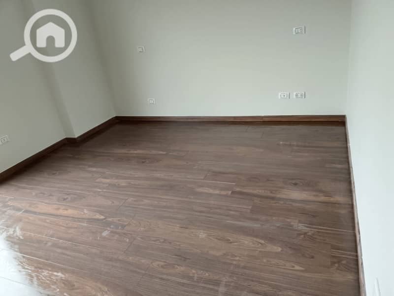 Penthouse for rent 4 rooms in Green 3 compound in Sheikh Zayed 3 bathrooms reception kitchen and air conditioners private roof - Widok 6