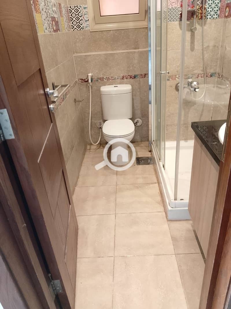 8 254888. jpg