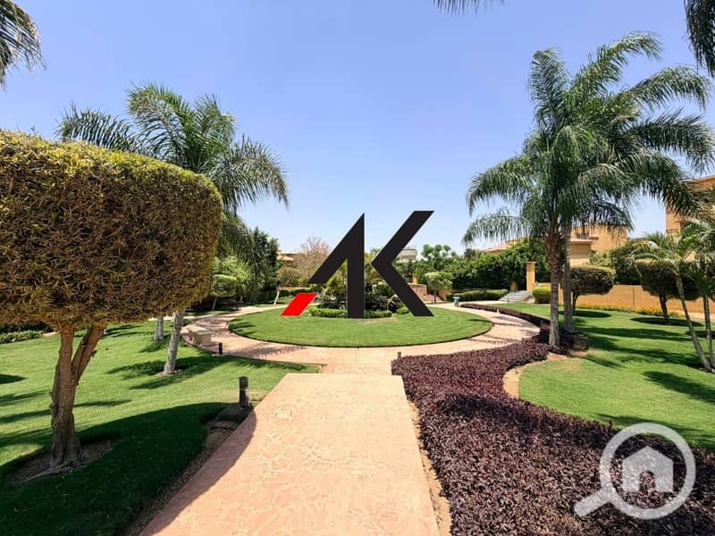 Prime Location Twin House villa For Sale in La Terra - New Cairo - Widok 3