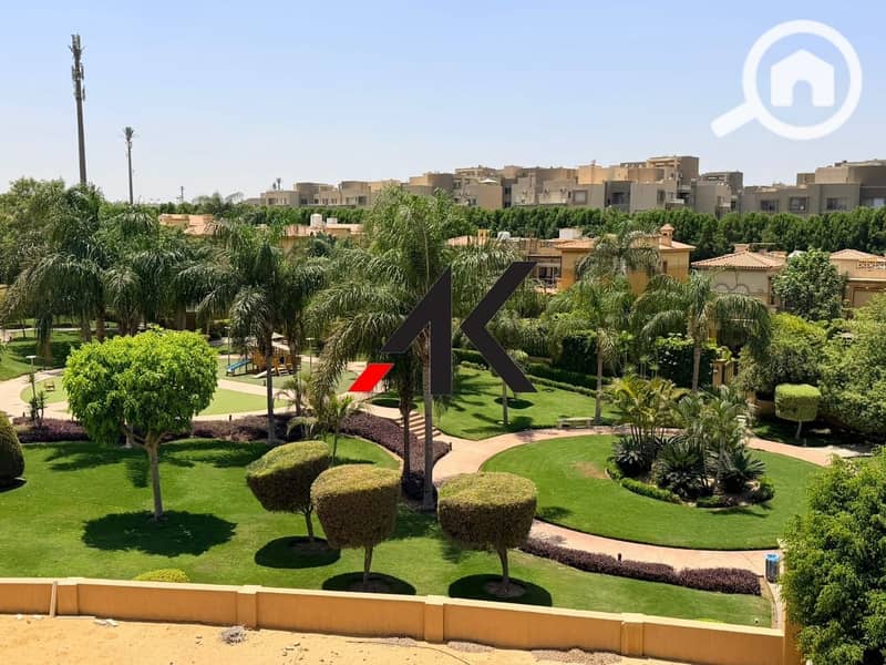 Prime Location Twin House villa For Sale in La Terra - New Cairo - Widok 5