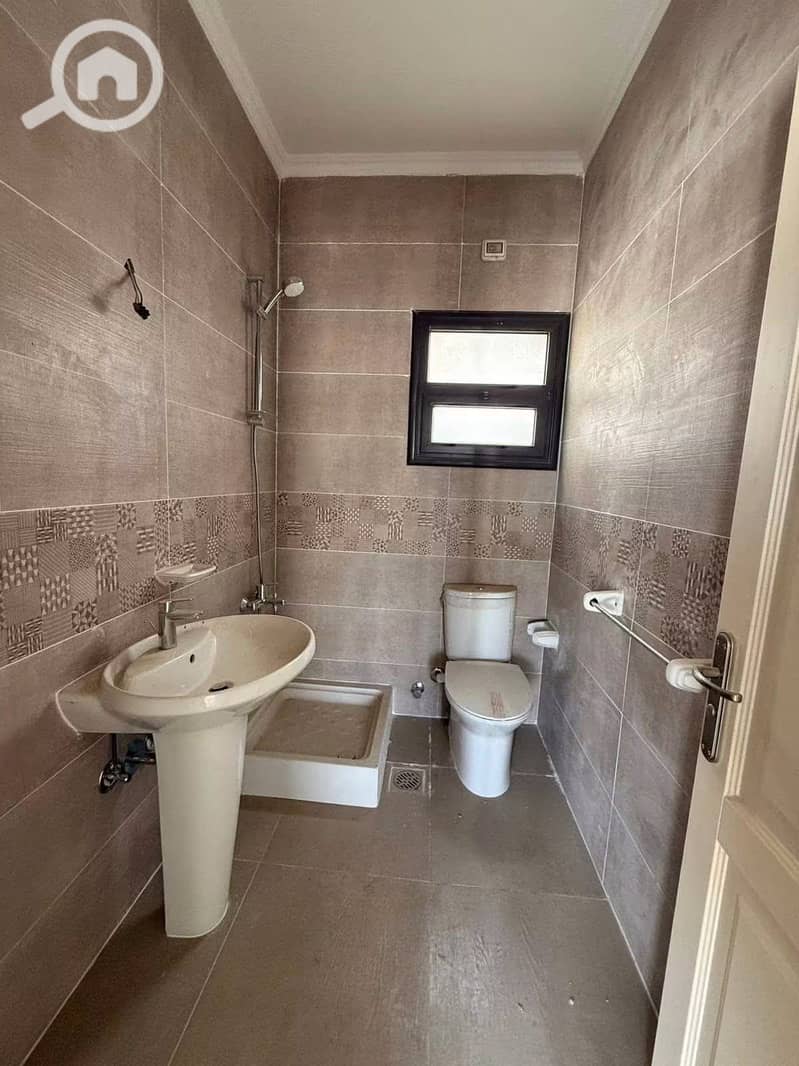 Apartment for sale with 12-year installment plan in Madinaty, 127 sqm in B8 - Ansicht 4
