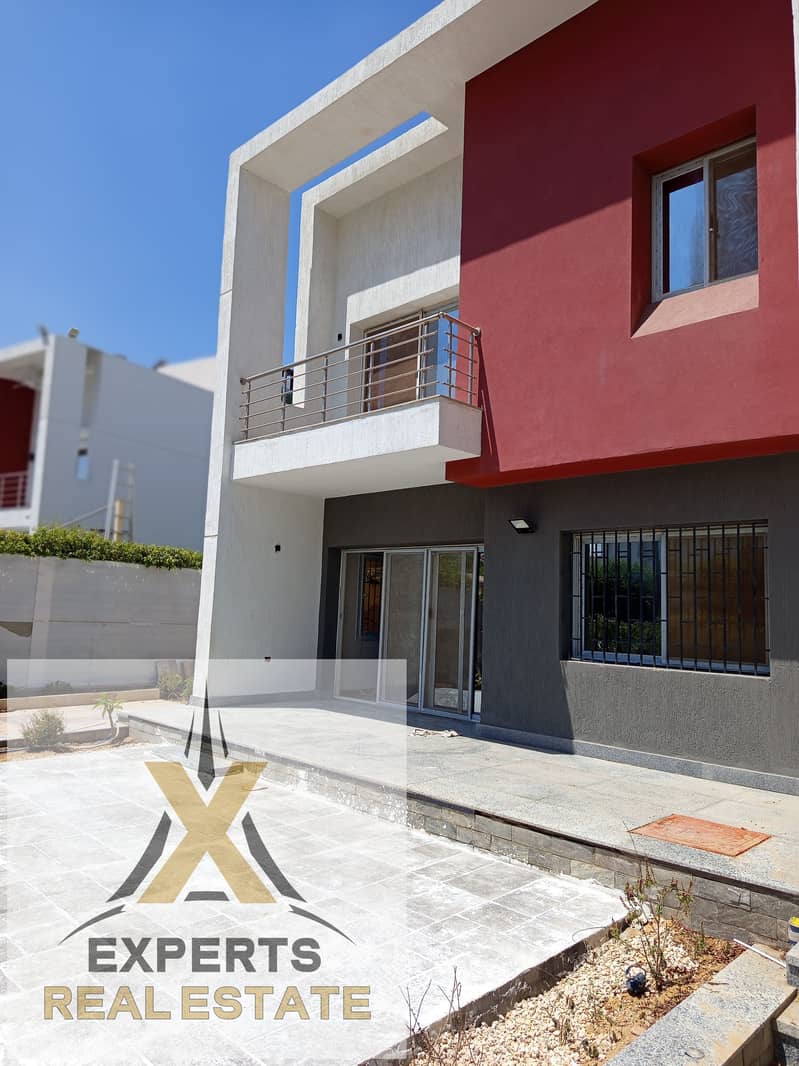 Modern town house villa for rent under new law in Madinaty, 231m buildings, steps to services - Widok 3
