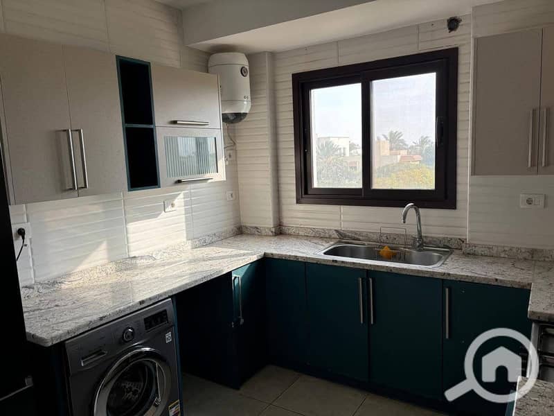 Modern apartment in One 16 Sodic – Beverly Hills – pohled 4