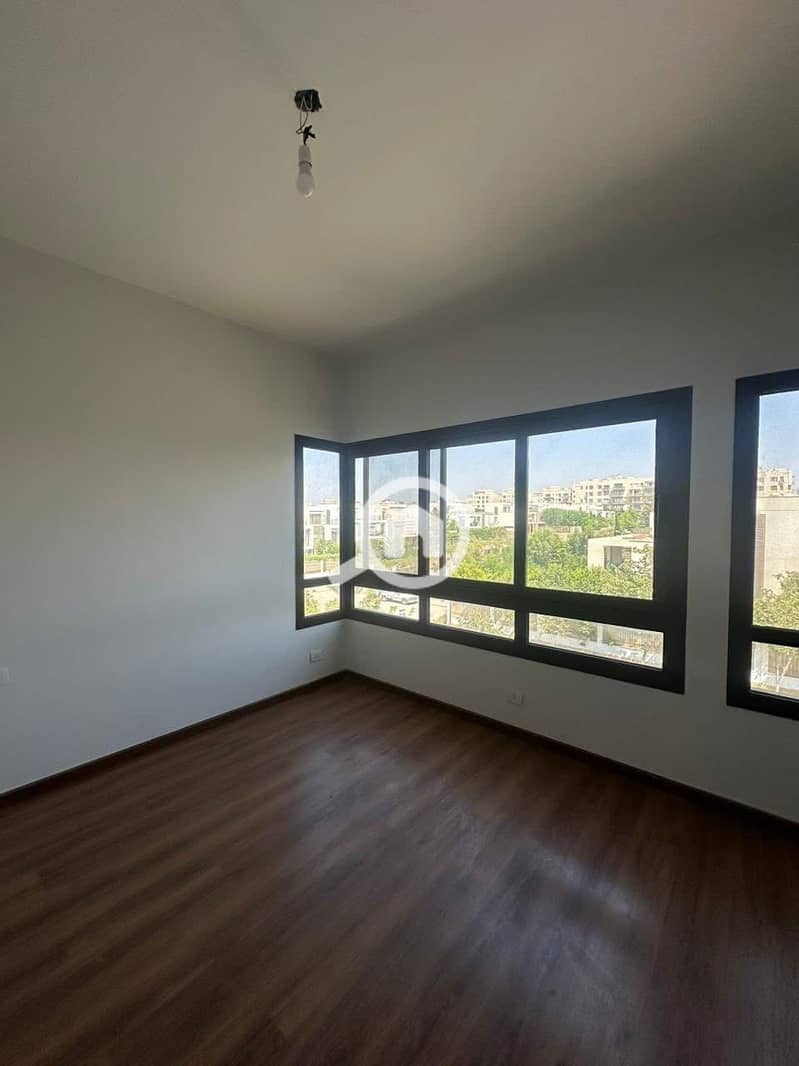 Modern apartment in One 16 Sodic – Beverly Hills – pohled 5