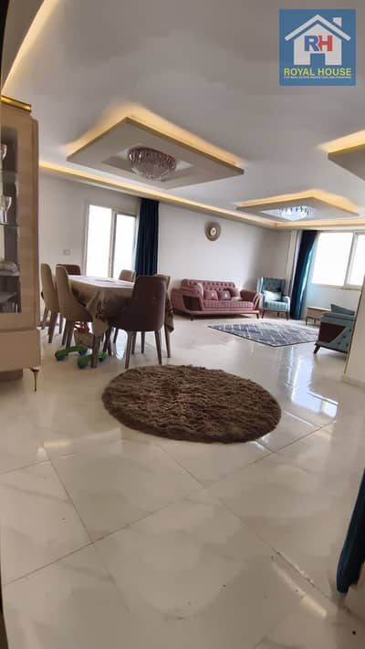 3 Bedroom Flat for Sale in Helmeyat El Zaytoun, Cairo - d28d4b2b-6f84-41dd-9f4e-1a12bbbe3680. jpg 3 Bedroom Flat for Sale in Helmeyat El Zaytoun, Cairo - d28d4b2b-6f84-41dd-9f4e-1a12bbbe3680. jpg