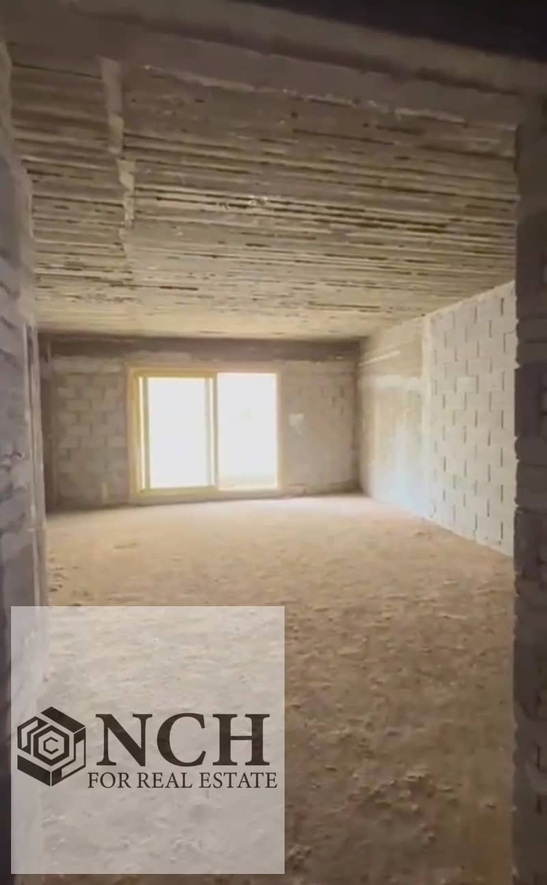 Apartment for Sale in Mountain View iCity Club Park | 170 sqm | Immediate Delivery - Widok 2
