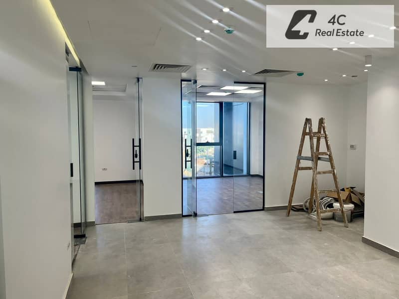 Best investment opportunity Ultra-super deluxe finishing with acs administrative office 142 m in the best location in Hyde Park Fifth Settlement - Ansicht 6