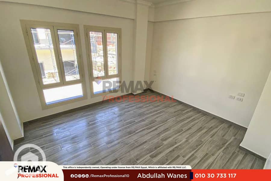 Prime location and spacious villa with hotel-style finishing. Twin house for sale in Smouha. Delivery within one year – pohled 5