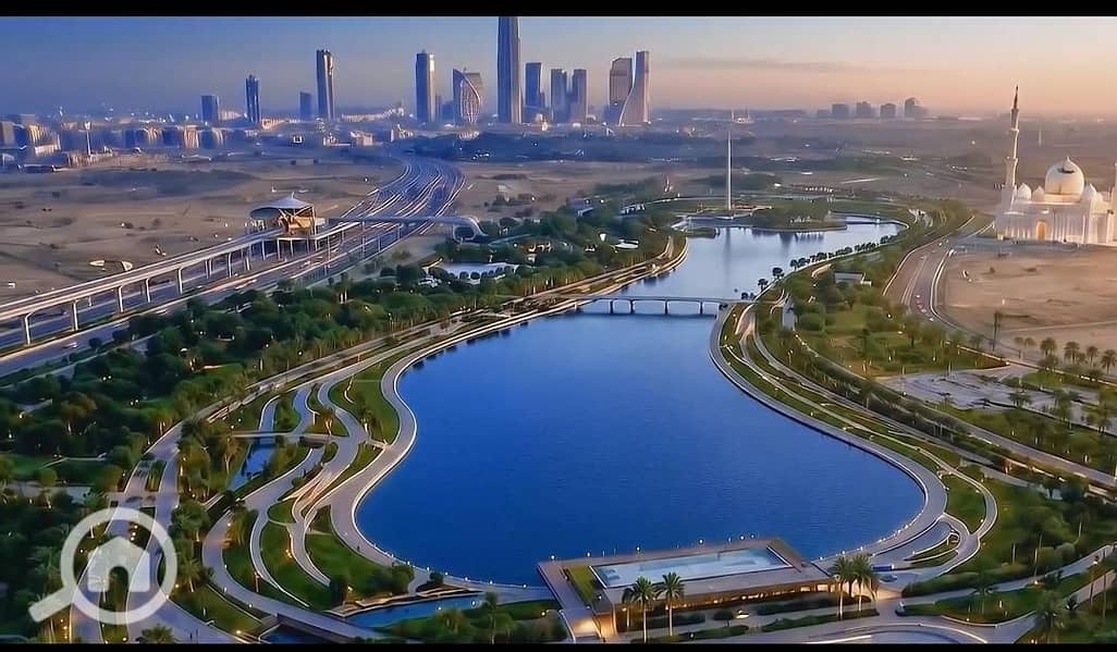 In the strongest location in the New Administrative Capital, located between the Green River and the Iconic Tower, the tallest tower in Africa, own your apartment with a down payment starting from 5% and installments up to 10 years. – pohled 2