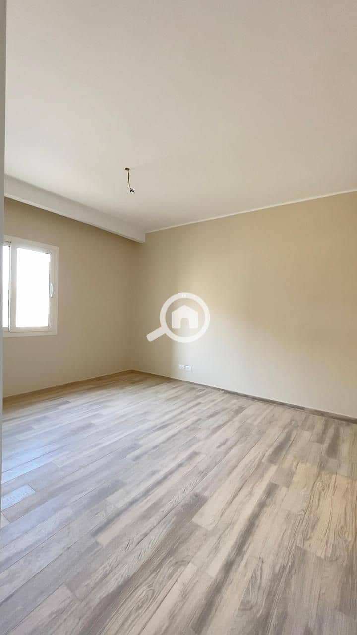 Apartment for rent in October Plaza Sodic compound, with kitchen and air conditioning. - Widok 2
