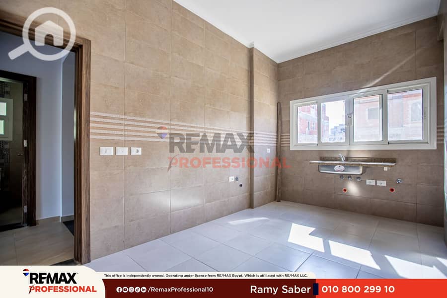 Open view standalone villa with a private garden in the heart of Smouha - Murouj – další