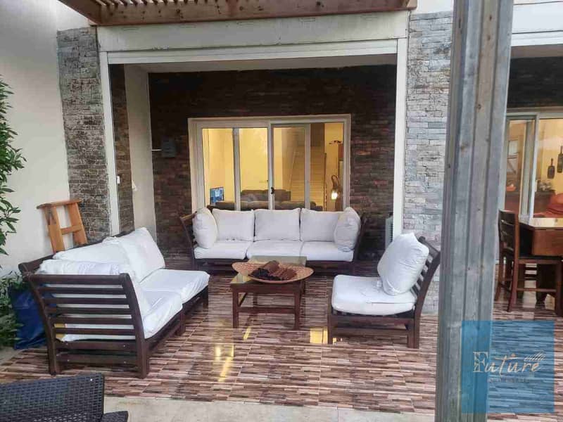 For Sale – Spacious Duplex in North Coast  Layout: 3 Bedrooms + Nanny’s Room  View: Pool and Sea  Walking Distance to the Beach: 3 minutes  Price: 3 million EGP below market value  Prime location in the heart of the North Coast – pohled 5
