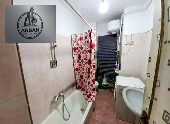 Apartment for sale in Sarayat Al-Maadi, Mango Division, branching off from the old club street in a quiet location, considered one of the finest and most beautiful areas of Al-Maadi, just a few steps away from the gates of Al-Maadi Club and the yacht. - Mehr