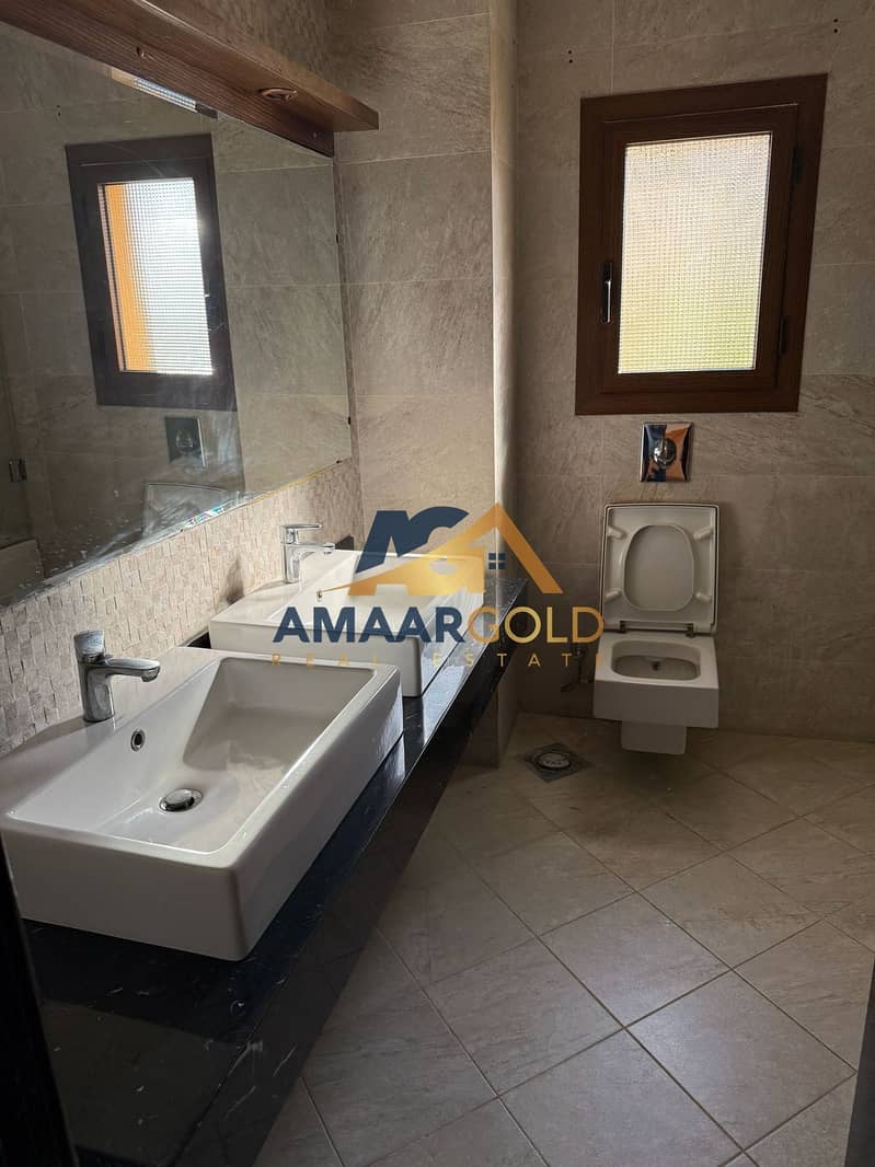 Amazing Villa for Sale in Katameya Hills in new cairo 670 sqm Land Heated Pool & Jacuzzi Near AUC, Mivida & Villette - Widok 6