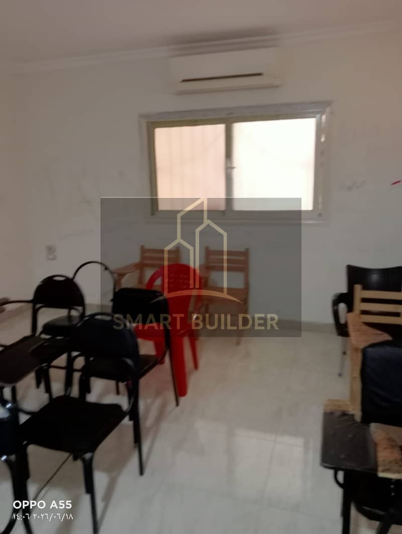 Apartment for rent inside النخيل compound, ground floor, low basement, area 150 square meters, super lux finish, 3 rooms, bathroom, and kitchen only, without reception. Prime location next to the school and the gate. - Ansicht 5