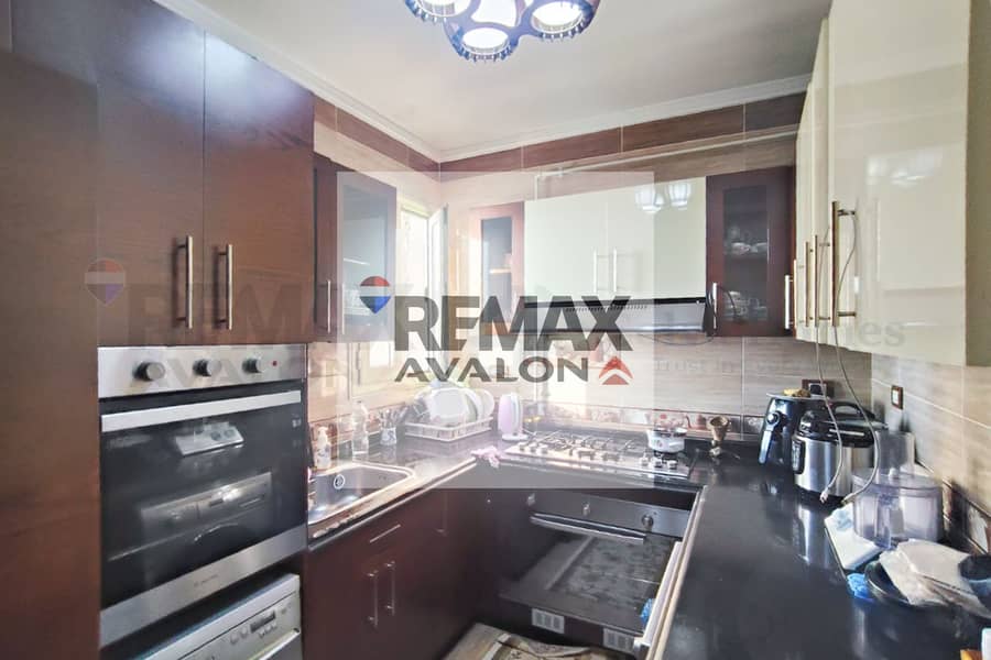 Direct Sea View Apartment for Sale in Saba Pasha (Full Sea View) - Widok 5