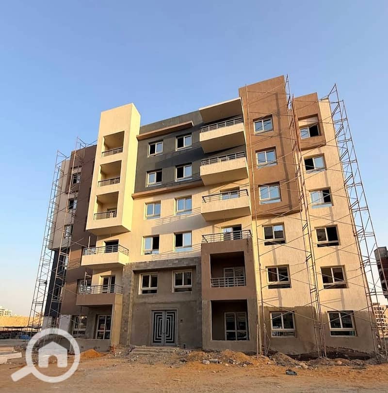 Apartment For Sale 115m Diyarana New Cairo | North West Corner | Fully Finished | 1.2M Downpayment | 7 Years Installments - Widok 2