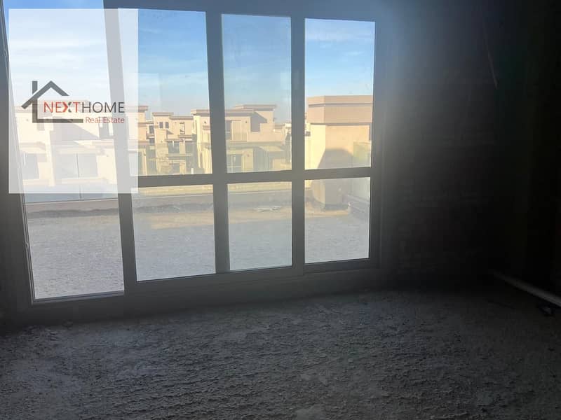 tiwn house Villa Ready for Viewing 311 sqm ready to move in EL Patio Oro Compound La Vista Golden Square Fifth Settlement New Cairo - Widok 6