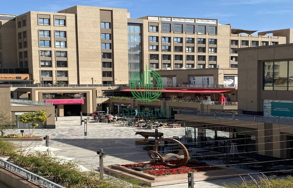 Clinic 63 meters fully finished with Ac's for sale directly on the main street in Arkan Mall – další