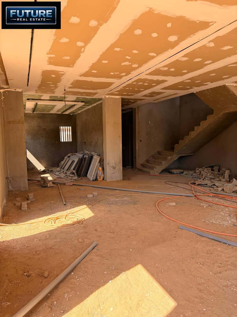 A 405 sq.m corner villa in SODIC East compound in New Heliopolis, Al Shorouk - Görünüm 5